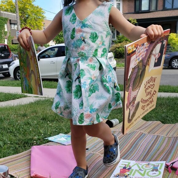Gingersnaps White Box Pleated Sleeveless Dress Tropical Leaves Print size 2T - Picture 3 of 8